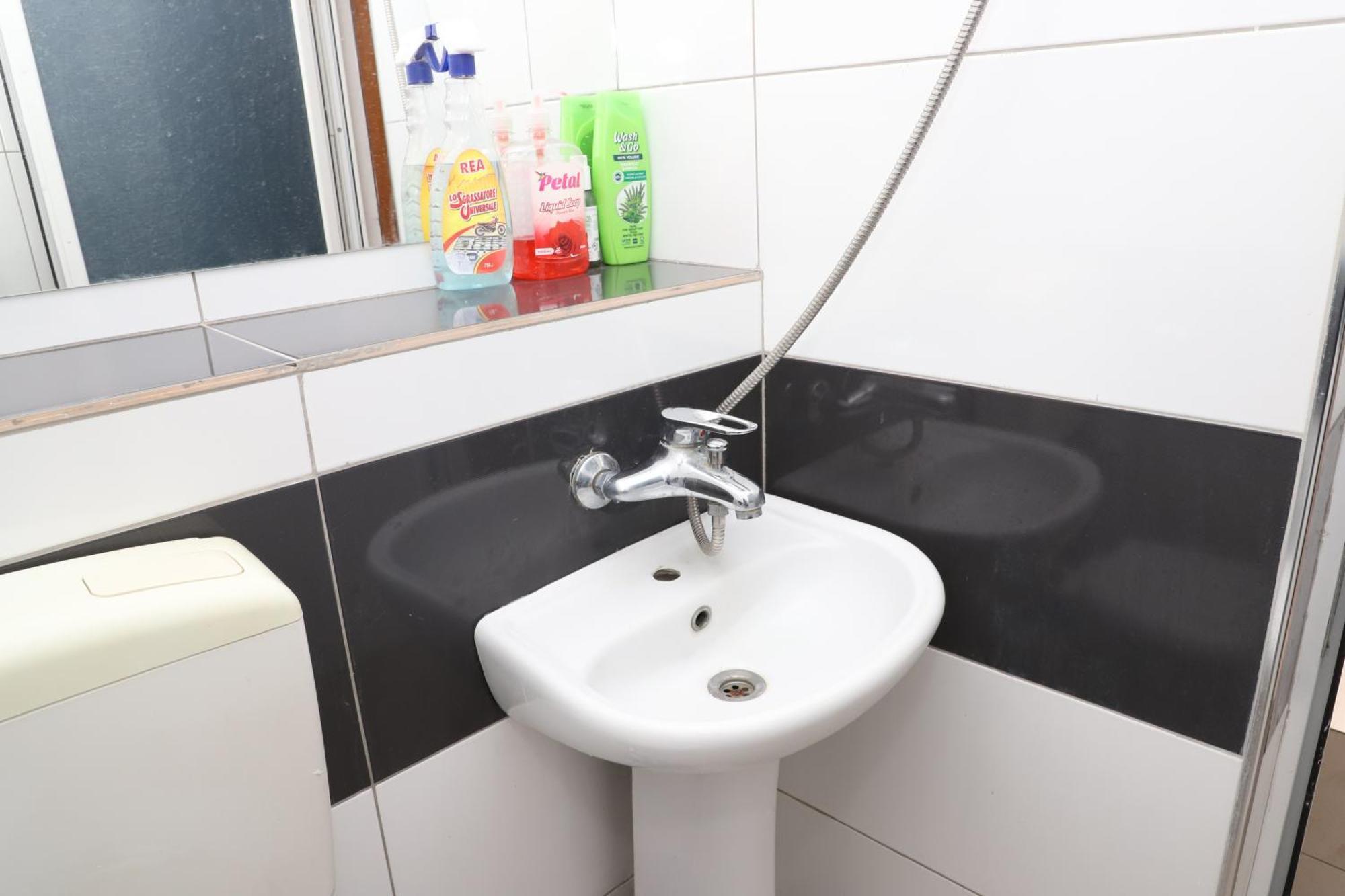 Elvi Aerd Apartment Berat Eksteriør billede